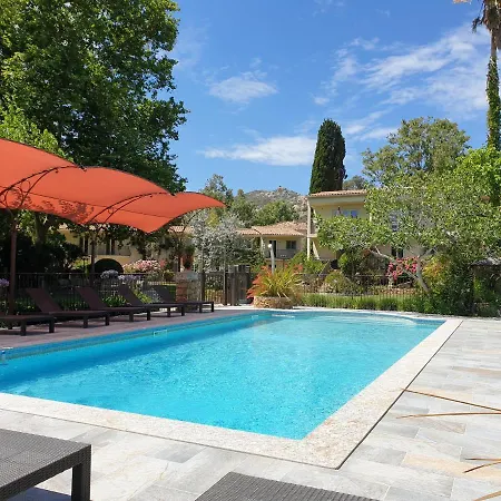 Hotel apartamentowy Le Calvi (Corsica)