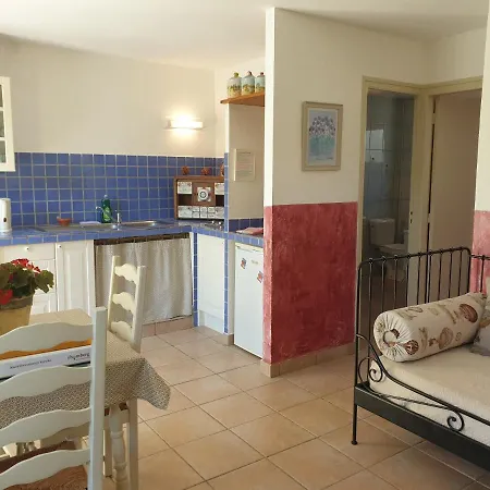 Apartahotel Le Calvi (Corsica)