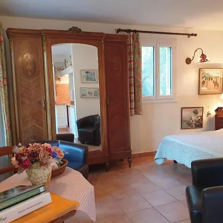 Hotel apartamentowy Le 2*