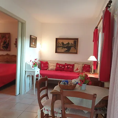 Le Apartahotel Calvi (Corsica)