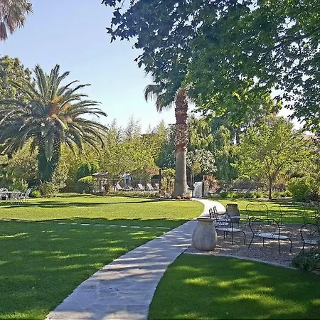 Le Apartahotel Calvi (Corsica)