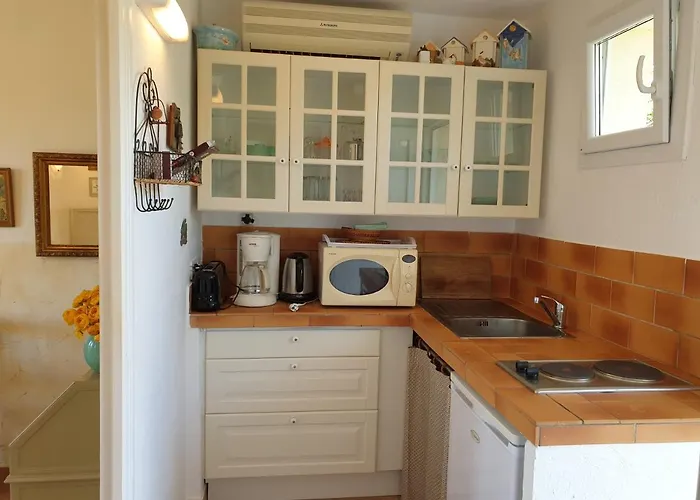 Résidence Le 2* Calvi (Corsica)