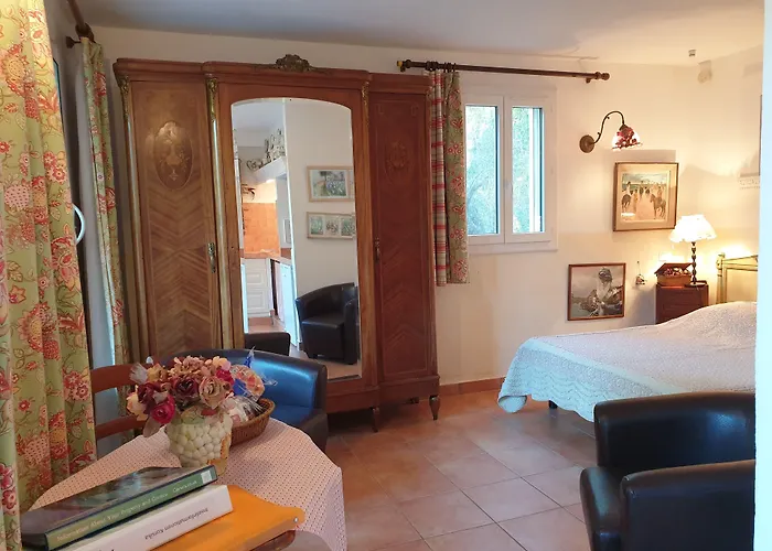 Aparthotel Résidence Le Calvi (Corsica)