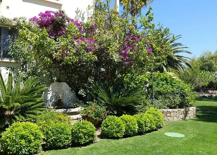 Résidence Le 2* Calvi (Corsica)