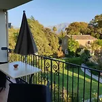 Aparthotel Le 2*