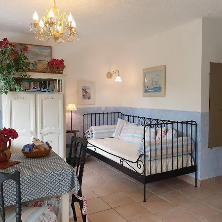 Résidence Le 2* Calvi (Corsica)