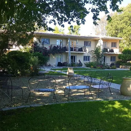 Résidence Le 2* Calvi (Corsica)